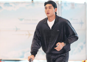 이정후, LA공항서 서류 문제로 일시 구금됐다가 풀려나