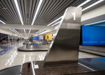 엘파소 공항, 마약 카르텔 드론 침입으로 6시간 폐쇄… “전례 없는 조치”(음성서비스)