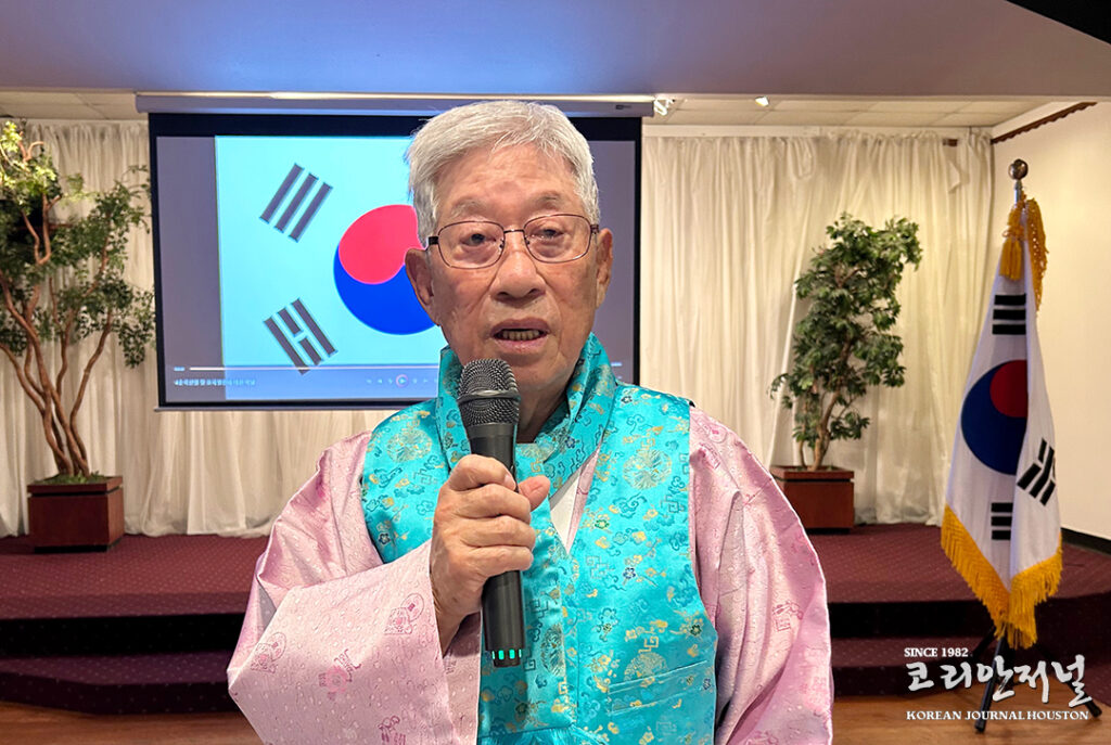 2 1 청우회 서울가든서 설맞이 떡국 잔치 영사관 직원들도 함께 2