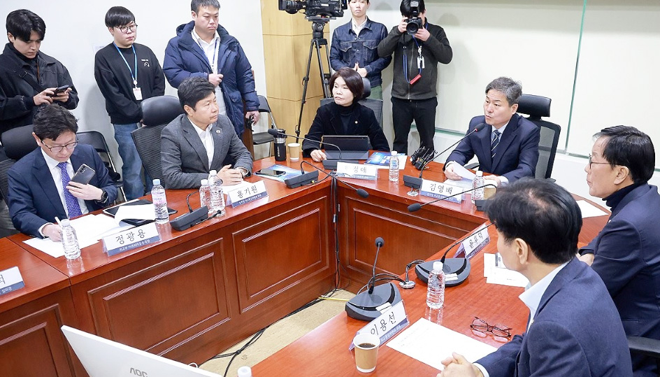 당정 "중동 13개국 우리 국민 2만1천명 체류…인접국 이동 검토" 1 03 중동교민