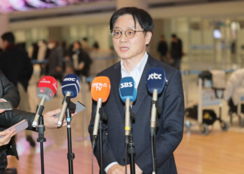 김정관 “美 관세인상 없을 것 같다…석유 최고가격제 준비 마쳐”