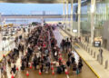 휴스턴 공항 TSA 대기 4시간 이상… ICE 요원 공항 투입 승객 안내 역할(음성서비스)