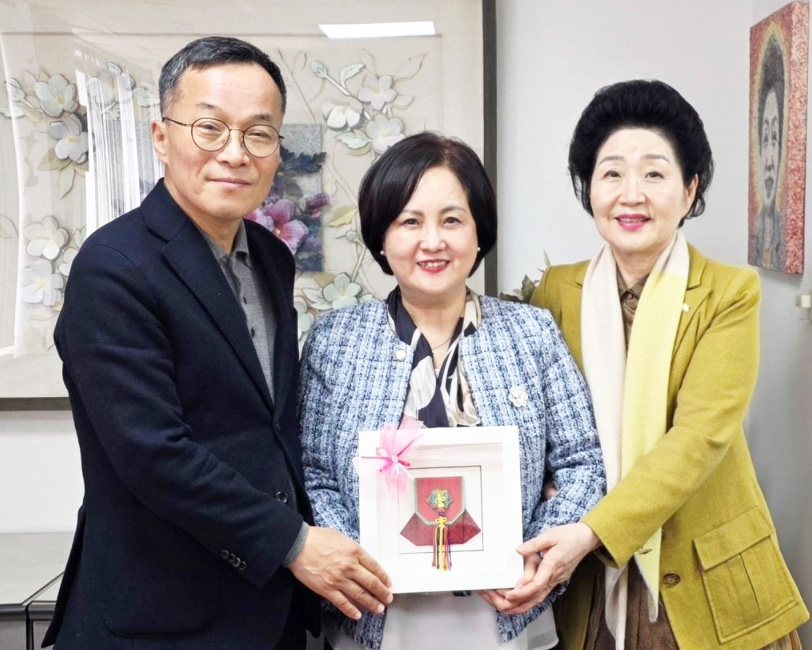 27 종이문화재단 방문한 권예순 낙스 총회장