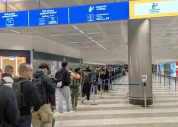생체등록 새 출입국시스템에 유럽 공항 곳곳 지연·혼란