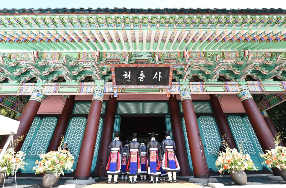 이순신 장군의 정신을 기리며…28일 현충사서 탄신 481주년 행사 1 Hyeonchungsa 8