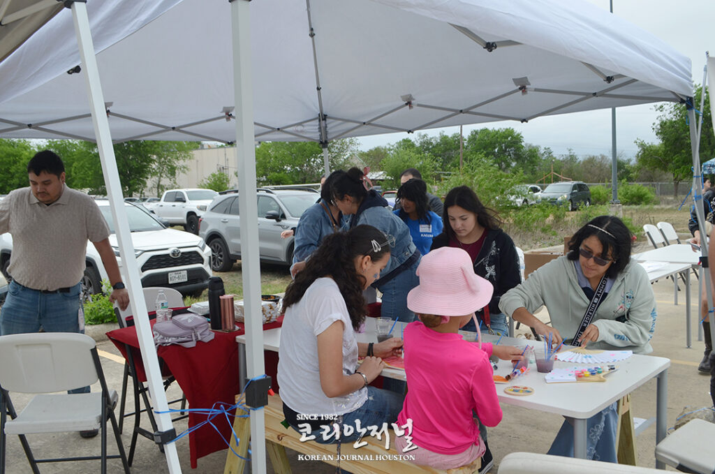 샌안토니오 2회 Korean Fiesta, 강풍 뚫고 대성황…지역 사회와 한국 문화의 ‘흥’으로 하나 되다 5 SA 1 5 04242026