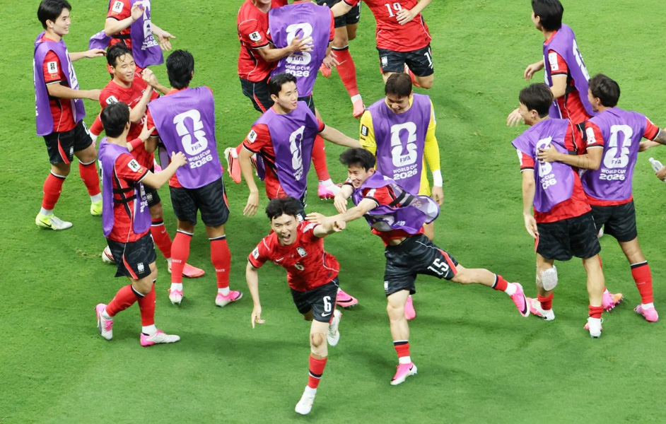 한국, 체코에 2-1 대역전극으로 월드컵 첫발(음성서비스) 1 06121