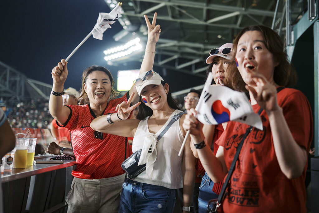 휴스턴 ‘월드컵 응원전’, 축구장과 일터에서 하나 된 함성 3 4 1 3 06262026