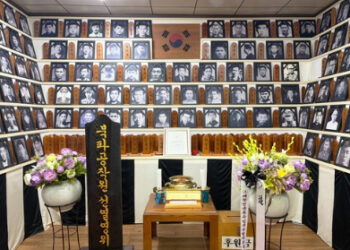국가가 버렸던 ‘김부장’ 만나보니…”부모상도 휴가도 없었다”