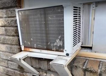 “에어컨은 사치 아닌 필수”…. 살인적 폭염 속 시의회 조례 표결(음성서비스)