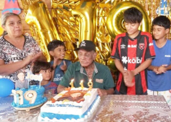 세계최고령 도전 119세…”오래 살려면 일하고 건강하게 먹어라”