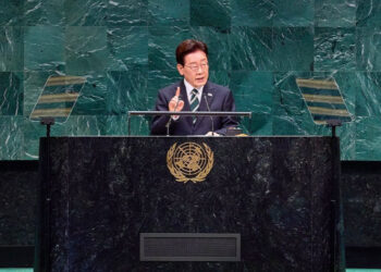 李대통령, ‘한반도 평화체제 구축’ 다자대화 추진 의지 표명