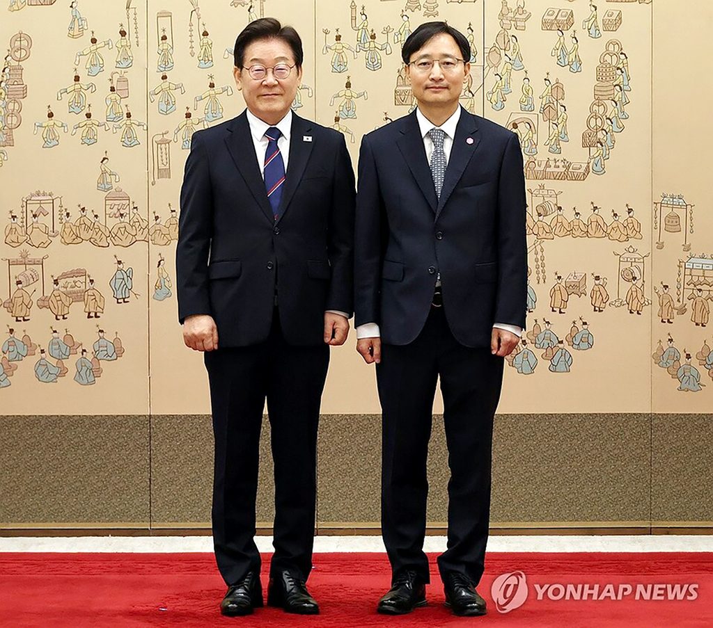 임광현 전 국세청장, 신임 대통령비서실장 전격 발탁 1 2 1 1 101626