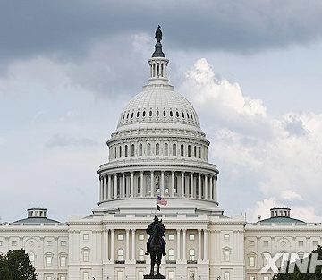 美 재정적자 2조달러, 2021년 이후 최대…재무부 발표