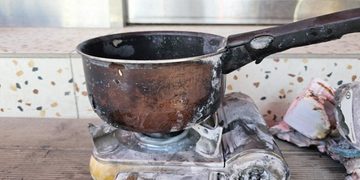 휴대용 가스레인지에 밤 굽다 '펑'…부탄가스 폭발 70대 경상 3 휴대용 가스레인지에 밤 굽다 ‘펑’…부탄가스 폭발 70대 경상